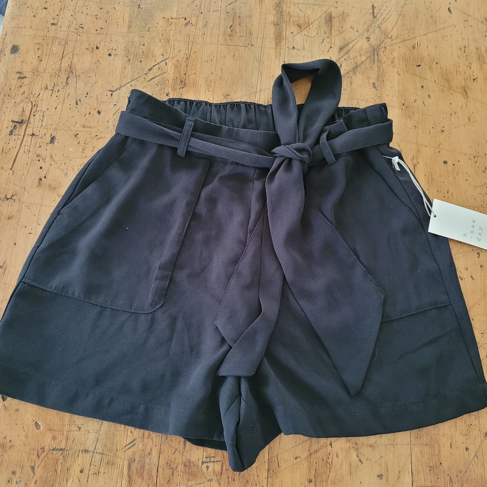 A New Day Target black tie waist shorts size M NWT